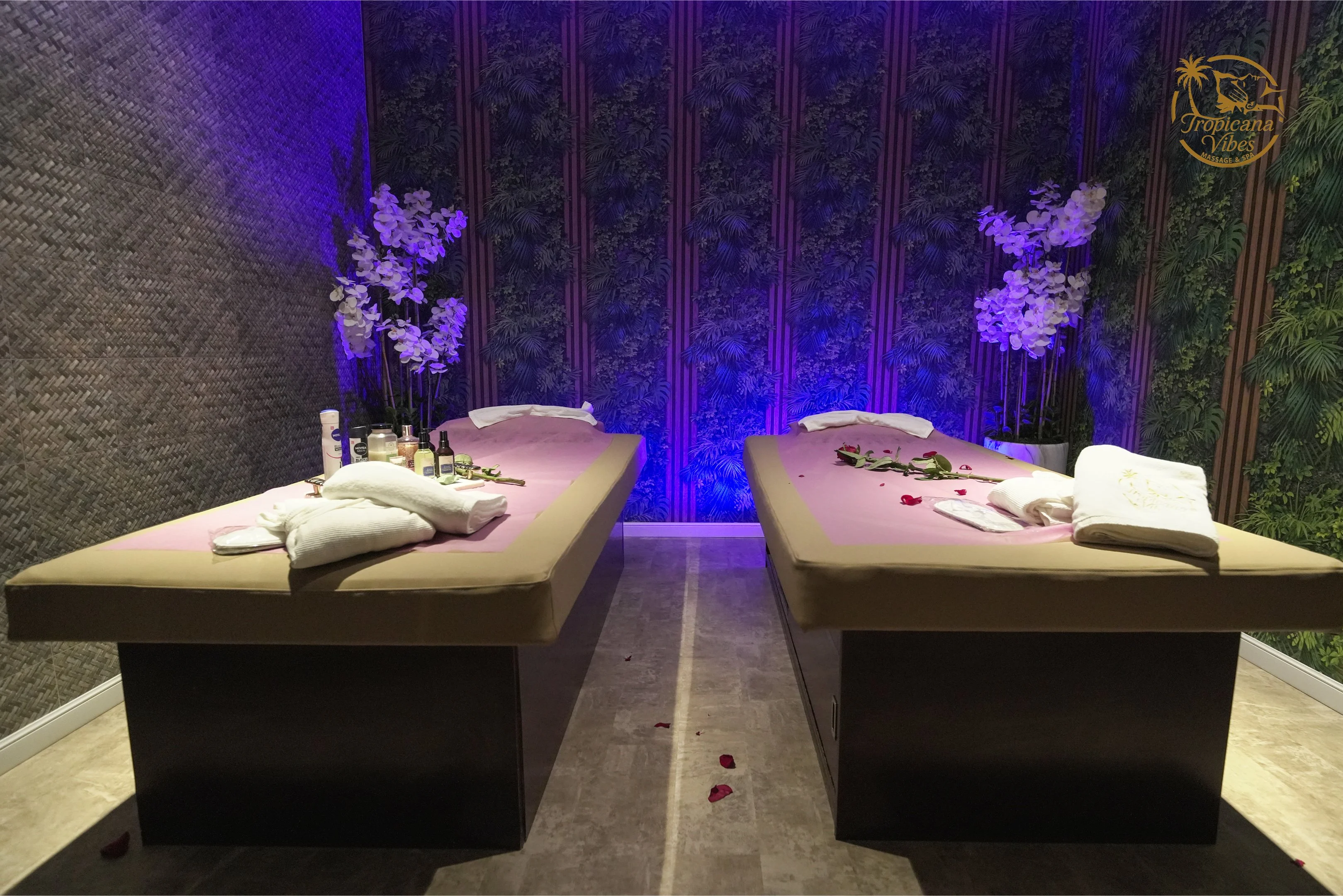 Couples Massage Room Dubai Marina